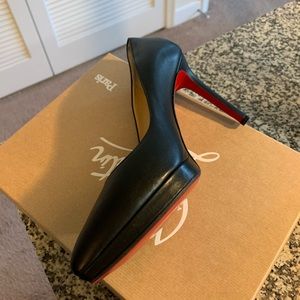 Christian Louboutin Heels Black Size 40